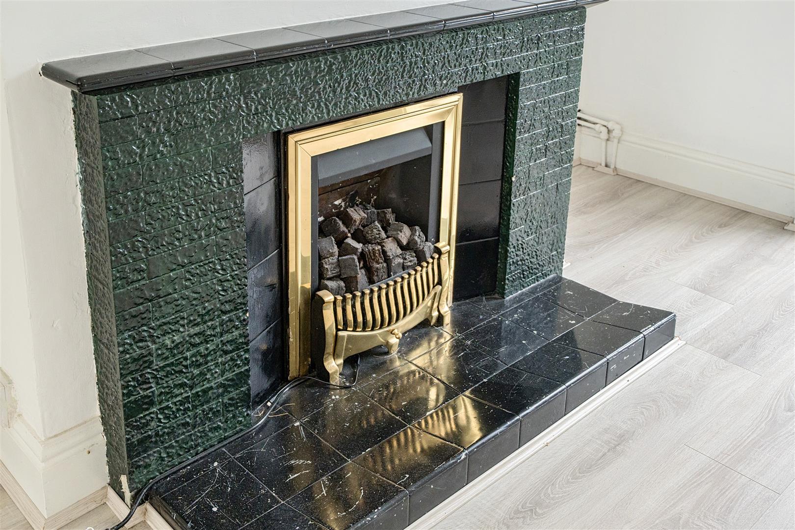 St. Elmo Avenue, St. Thomas, Swansea, SA1 8DR